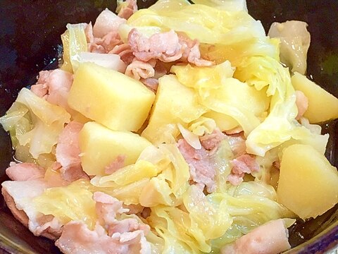 豚バラキャベツとじゃがいものシンプル塩煮